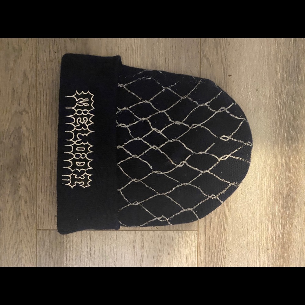 ec melodi beanie